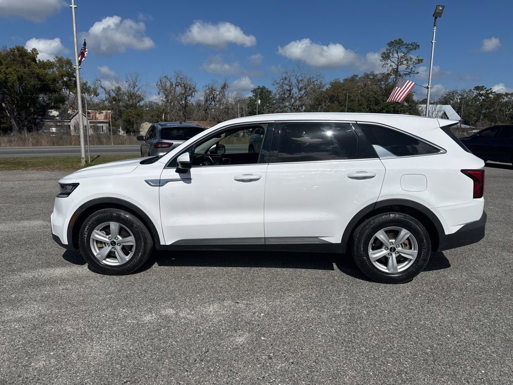 Used 2021 Kia Sorento LX image 6