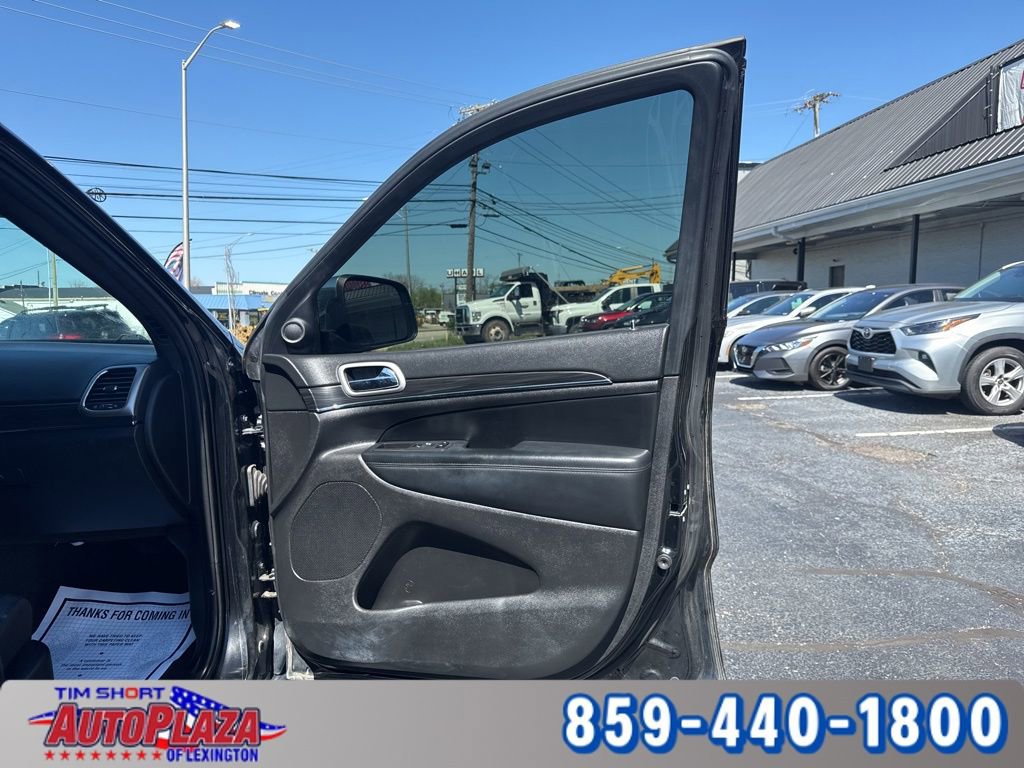 Used 2022 Jeep Grand Cherokee Limited image 30