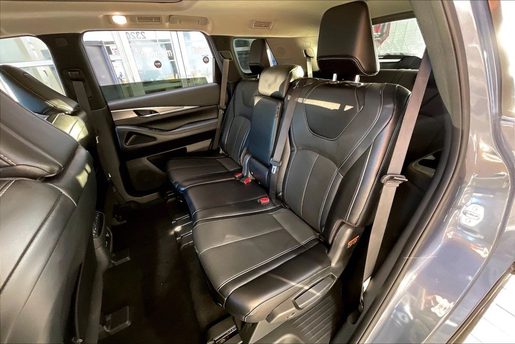 Used 2024 INFINITI QX60 Luxe AWD/4WD image 14