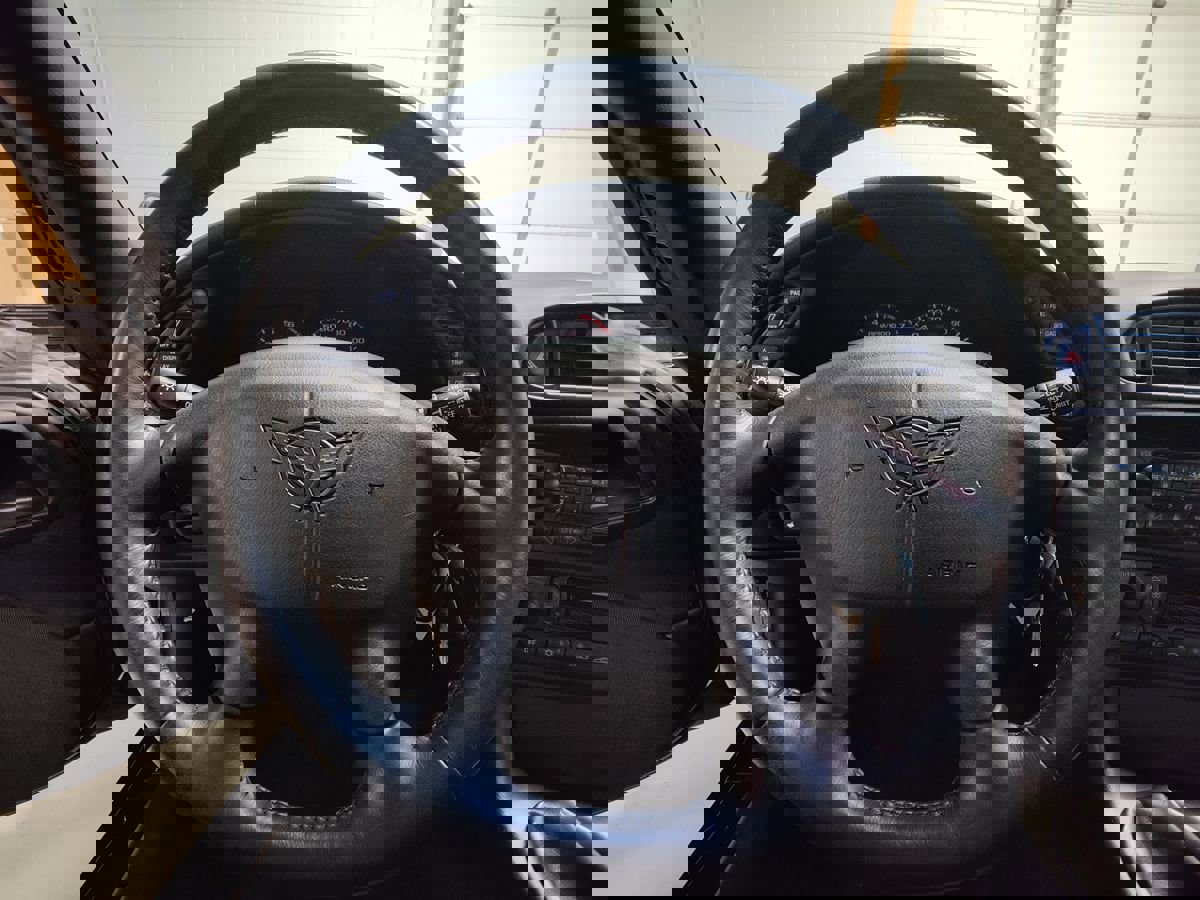 Used 2004 Chevrolet Corvette Coupe w/ Preferred Equipment Group image 28