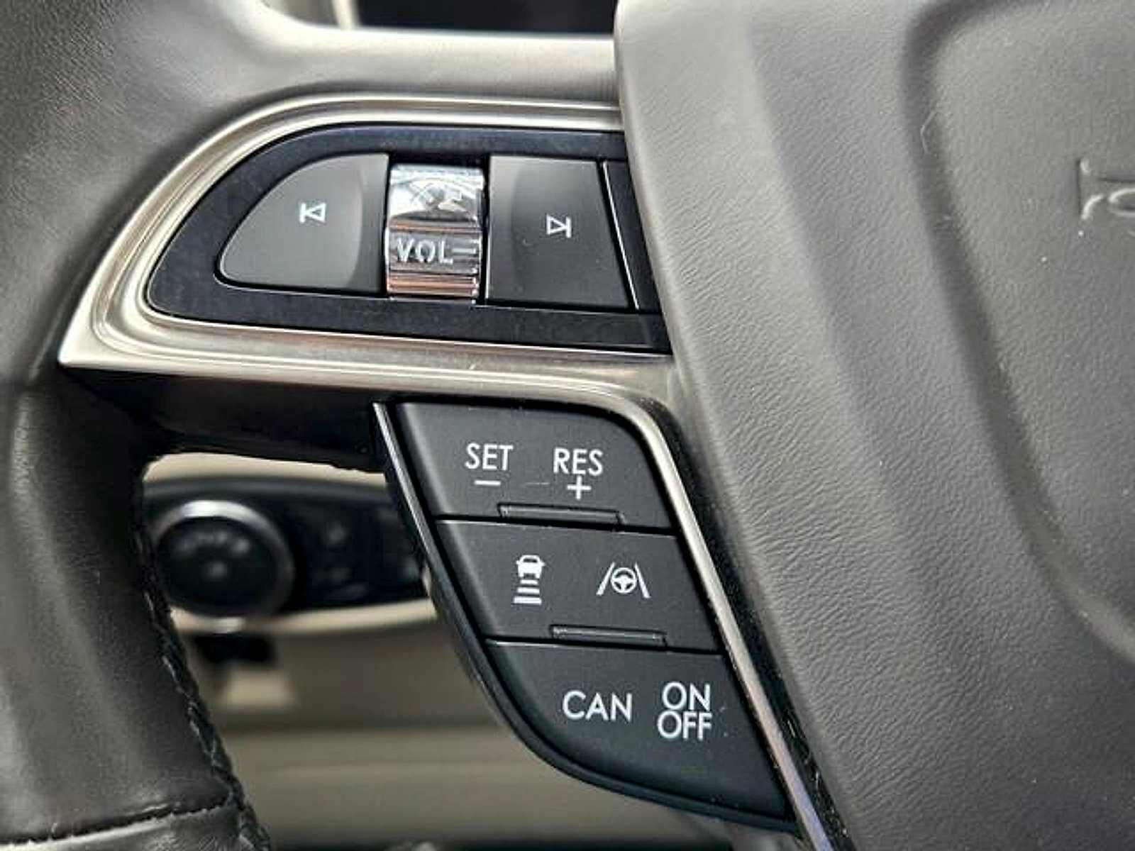 Used 2019 Lincoln Nautilus Reserve FWD image 25