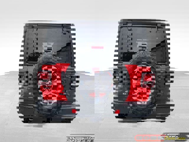 Certified 2020 Jeep Wrangler Unlimited Sahara image 4