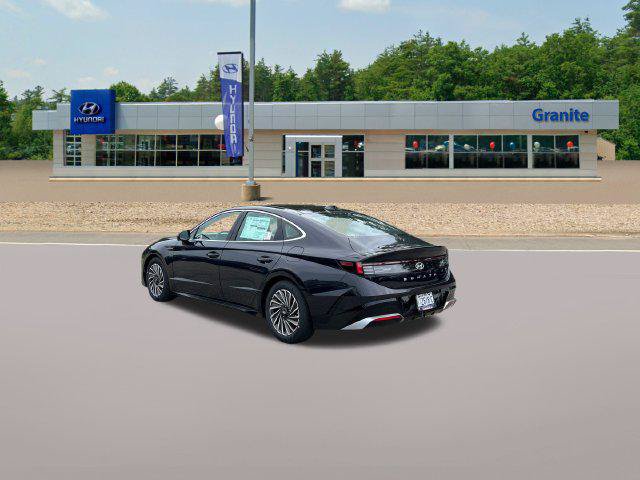 New 2026 Hyundai Sonata Limited FWD image 8