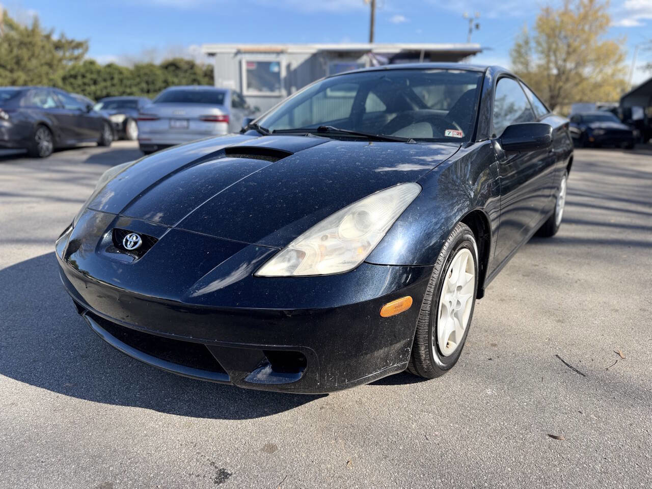 Used 2000 Toyota Celica GT FWD image 1