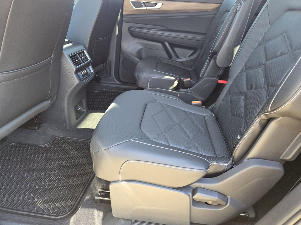 New 2026 Volkswagen Atlas SE image 21