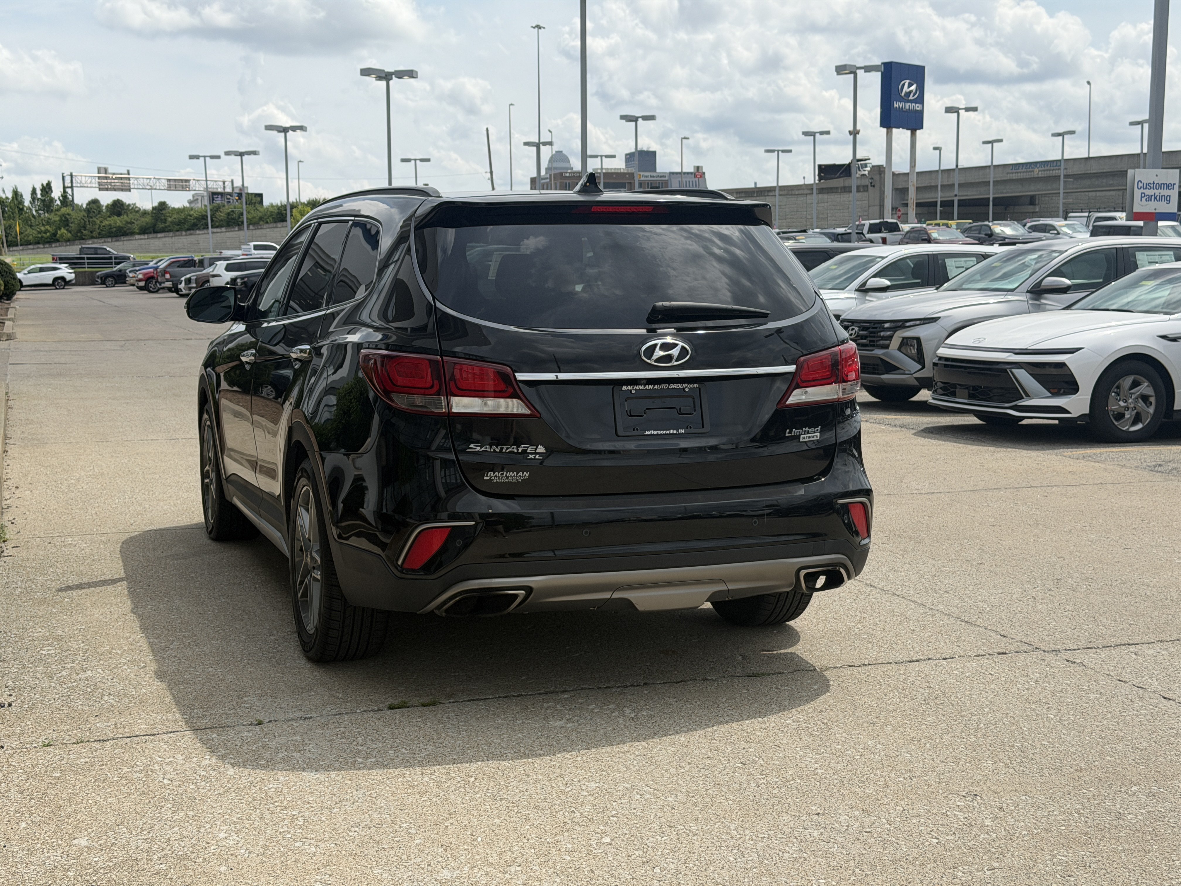 Used 2019 Hyundai Santa Fe XL w/ Cargo Package FWD image 7