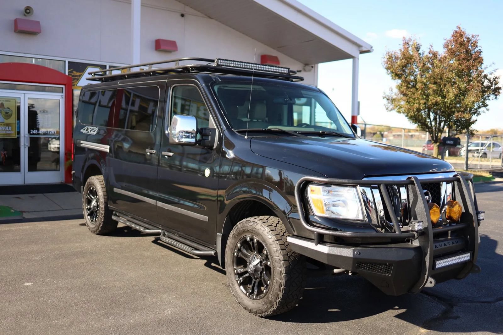 Used 2020 Nissan NV 3500 SL RWD image 3