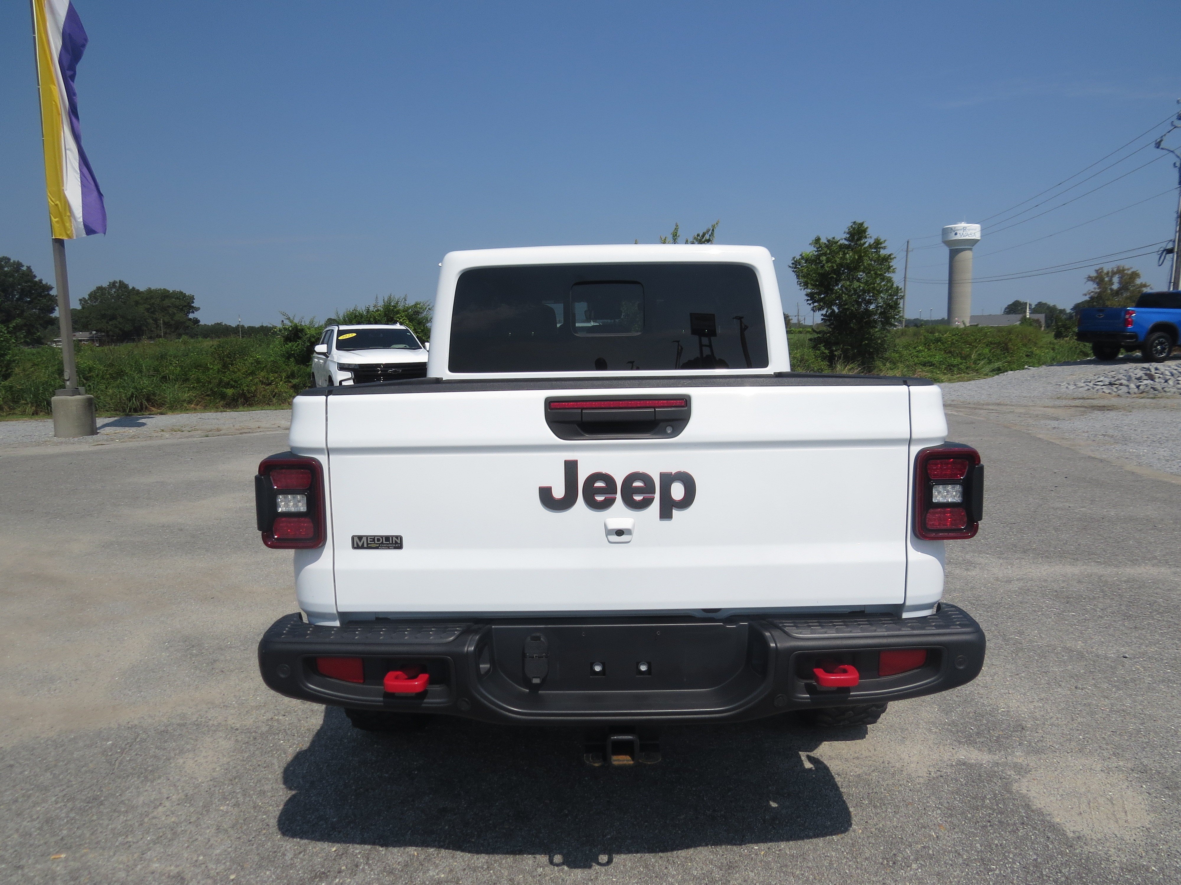Used 2024 Jeep Gladiator Rubicon AWD/4WD image 4