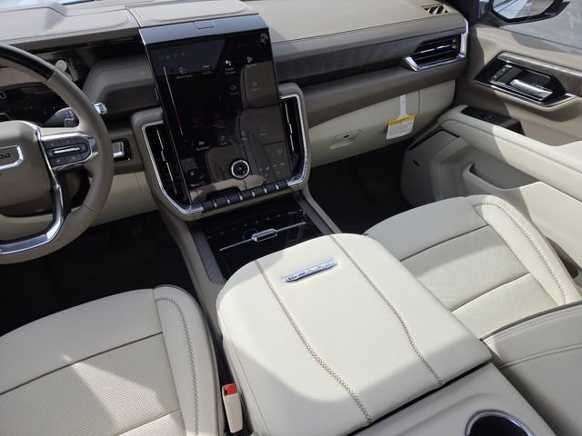 New 2026 GMC Yukon XL Denali w/ Denali Reserve Package image 37