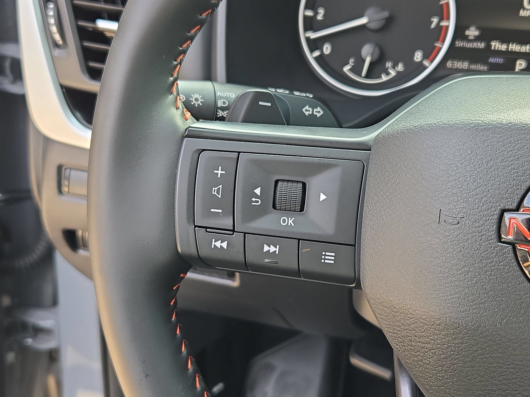 Certified 2026 Nissan Rogue SV AWD/4WD image 22