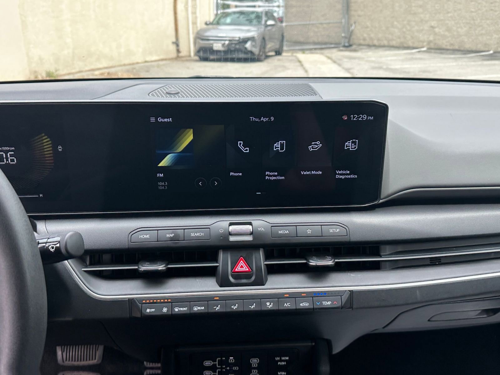 Used 2025 Kia K4 LXS image 17