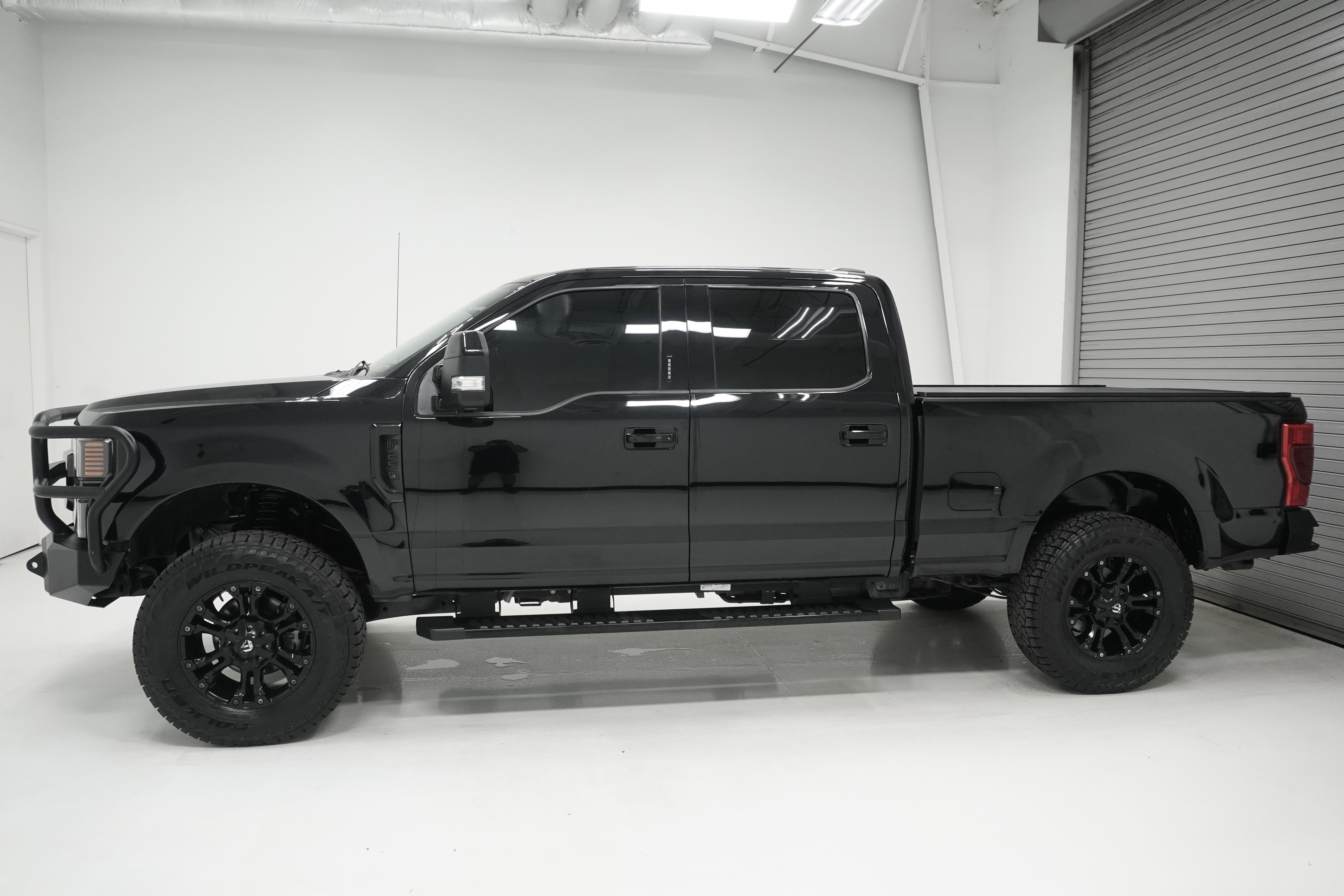 Used 2021 Ford F250 Lariat image 6
