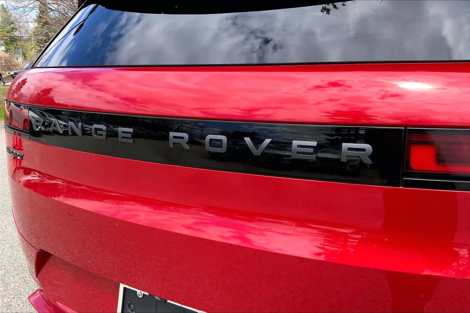 Used 2025 Land Rover Range Rover Sport Dynamic SE AWD/4WD image 31