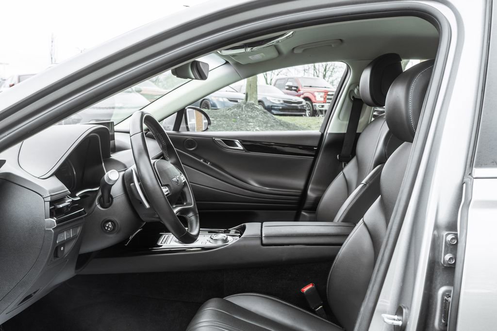 Used 2023 Genesis G80 2.5T image 25