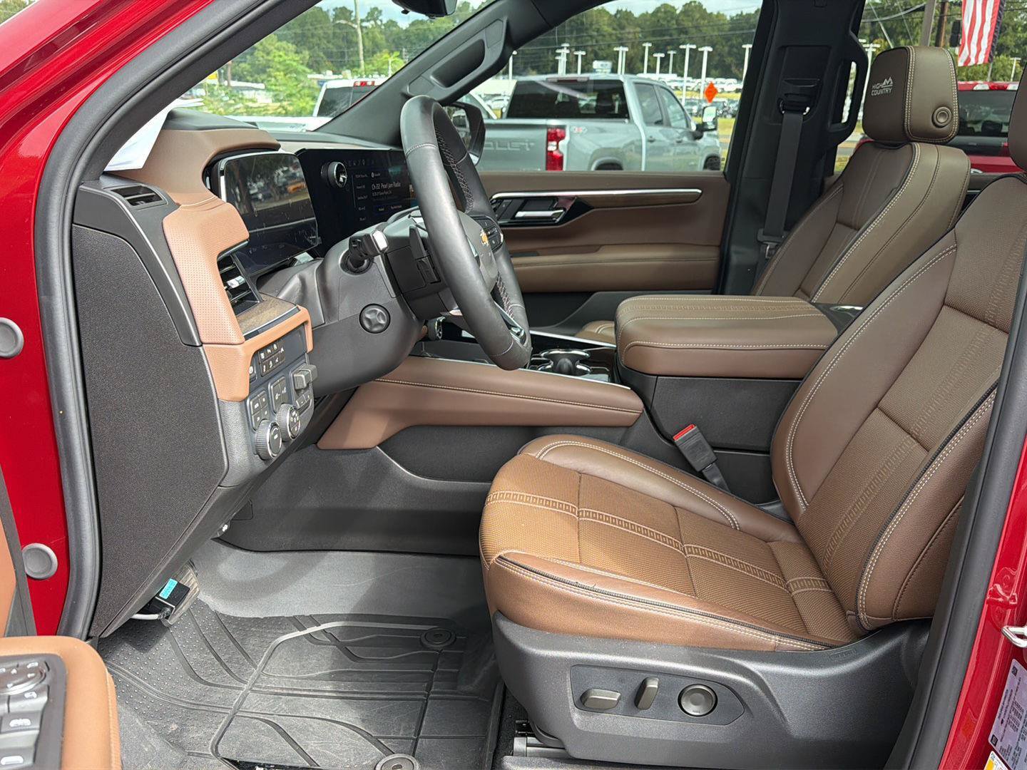 Used 2026 Chevrolet Tahoe High Country w/ Sun And Tow Package AWD/4WD image 10