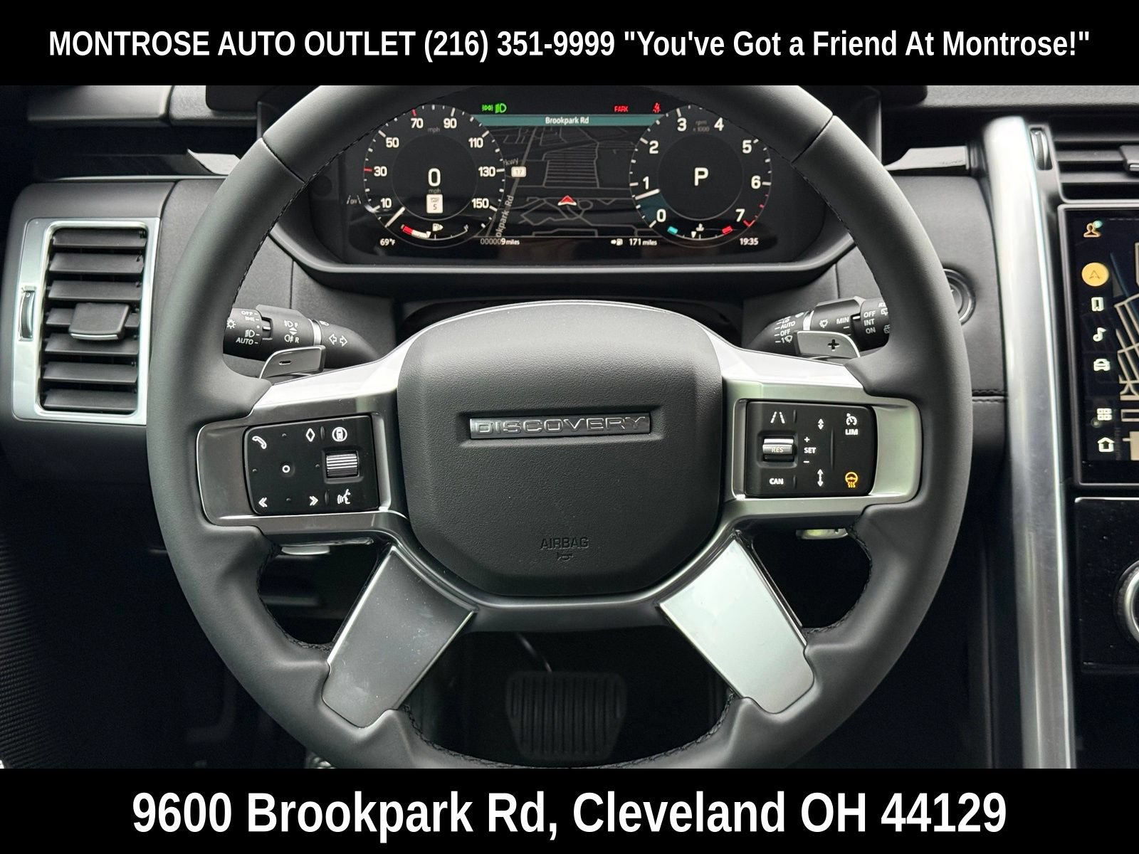 New 2026 Land Rover Discovery S AWD/4WD image 34