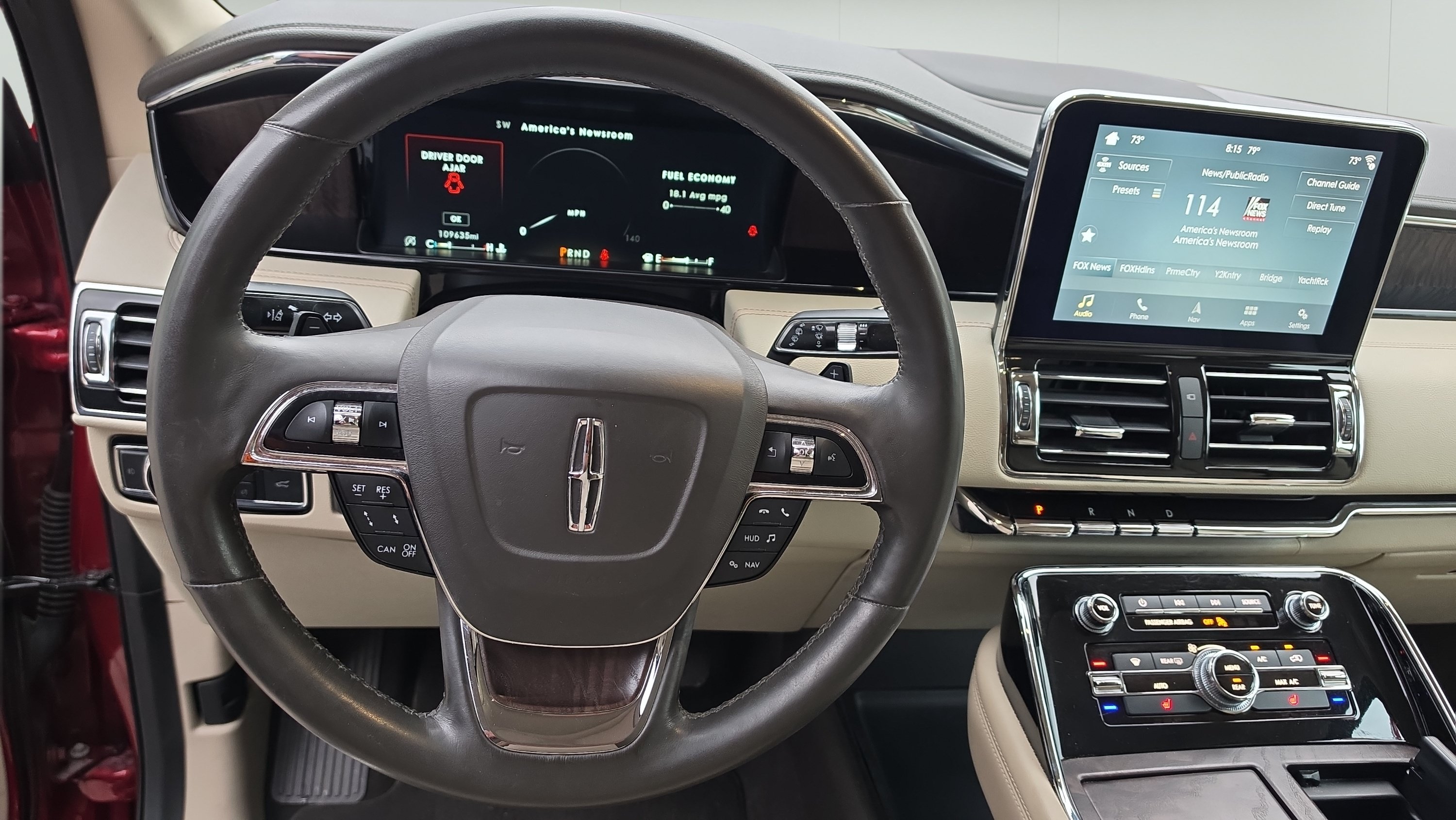 Used 2018 Lincoln Navigator Select w/ Technology Package RWD image 11