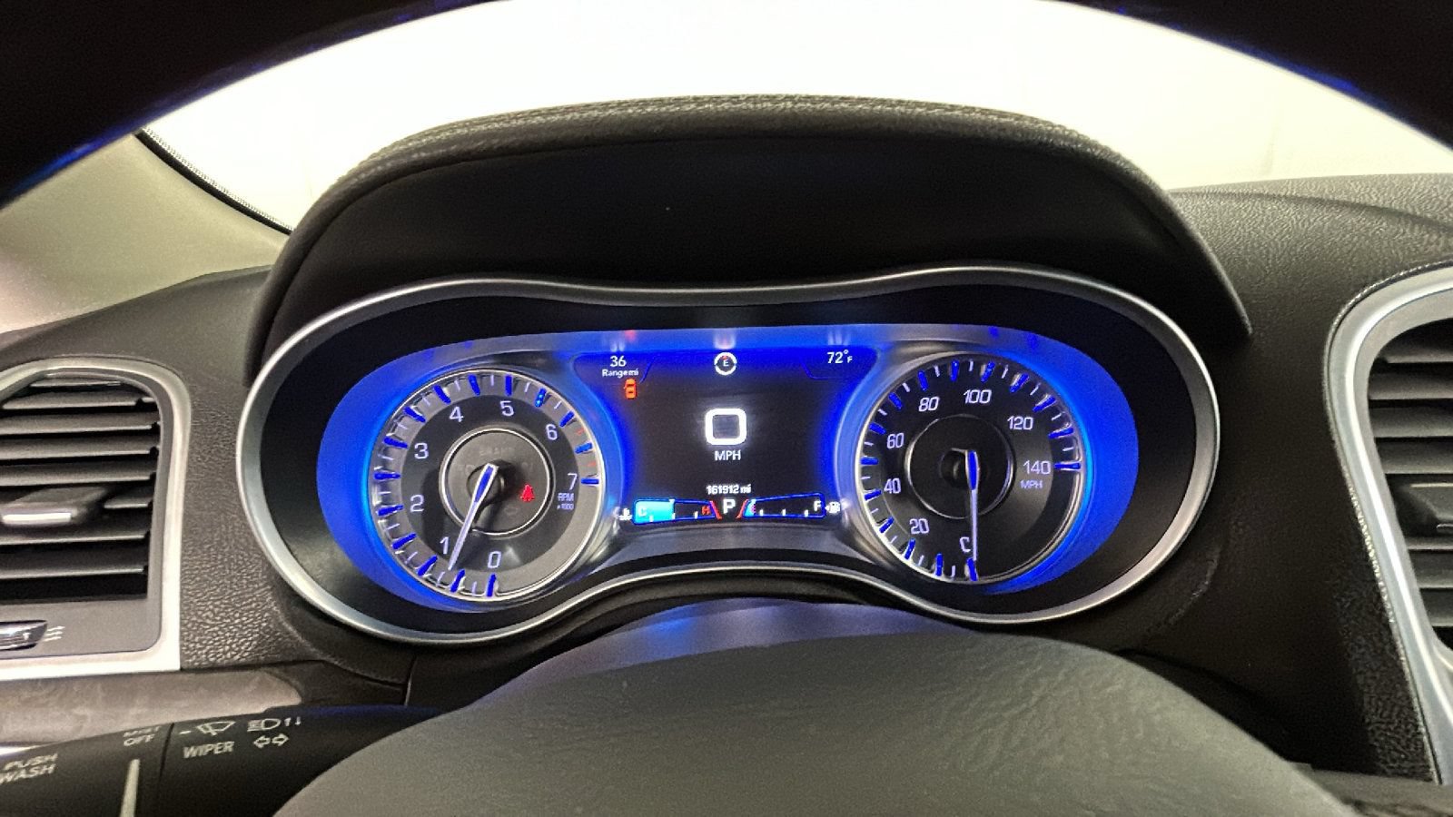 Used 2018 Chrysler 300 Limited AWD/4WD image 20