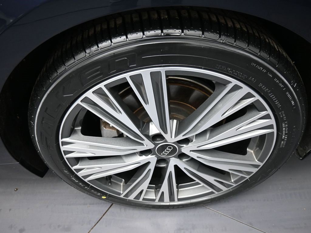 Used 2021 Audi A6 2.0T Premium w/ Convenience Package image 15