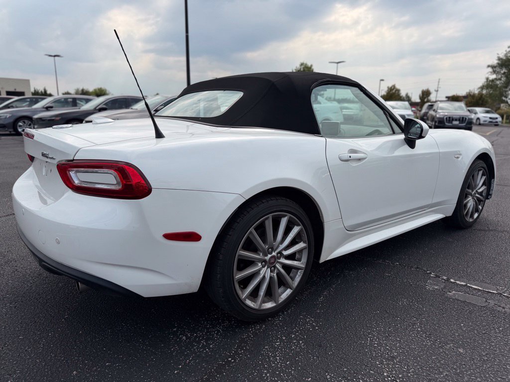 Used 2019 FIAT 124 Spider Lusso w/ Convenience Group RWD image 7