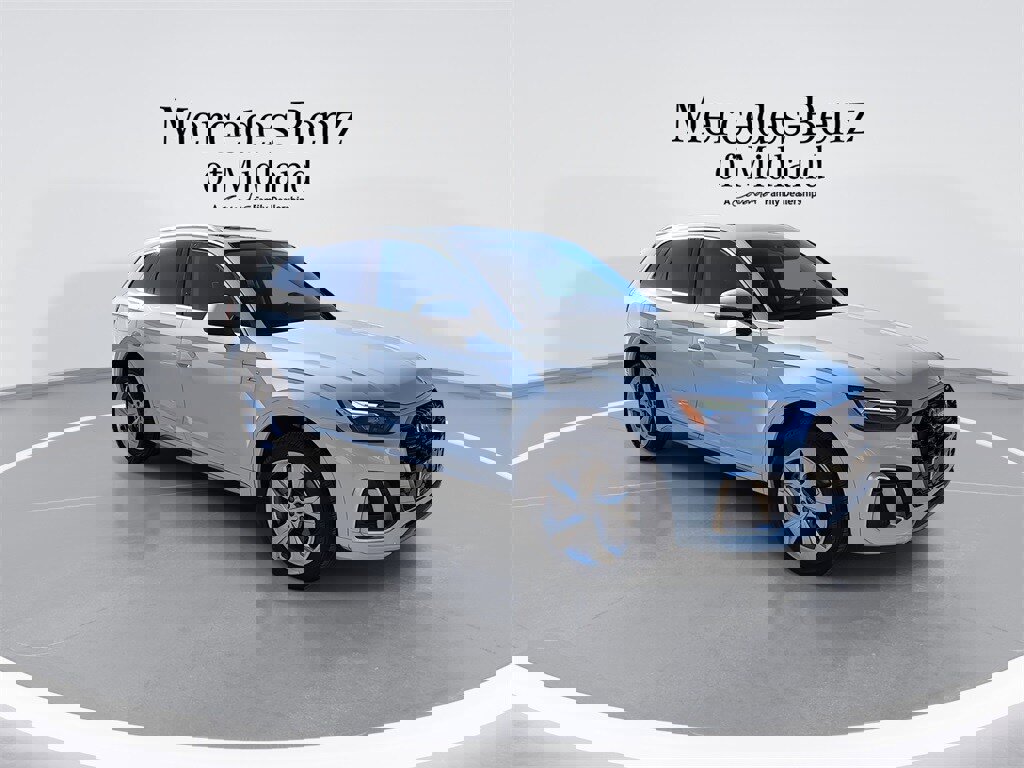 Used 2025 Audi Q5 2.0T Premium Plus w/ Premium Plus Package image 2