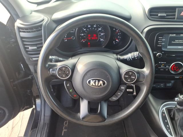 Used 2017 Kia Soul + image 14