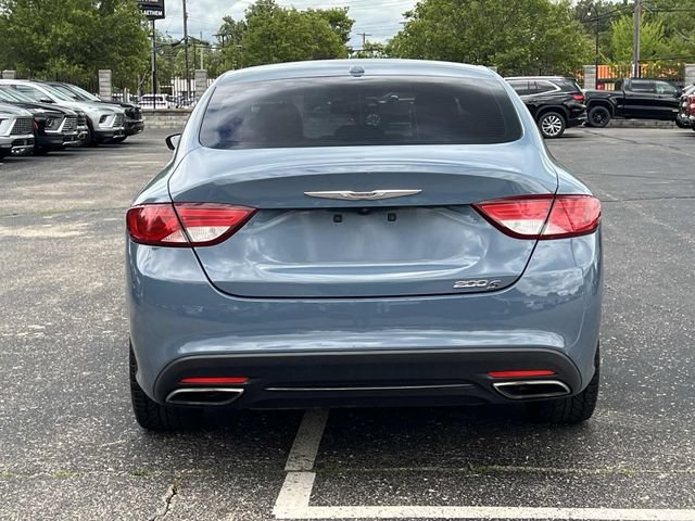 Used 2015 Chrysler 200 S w/ Comfort Group FWD image 4
