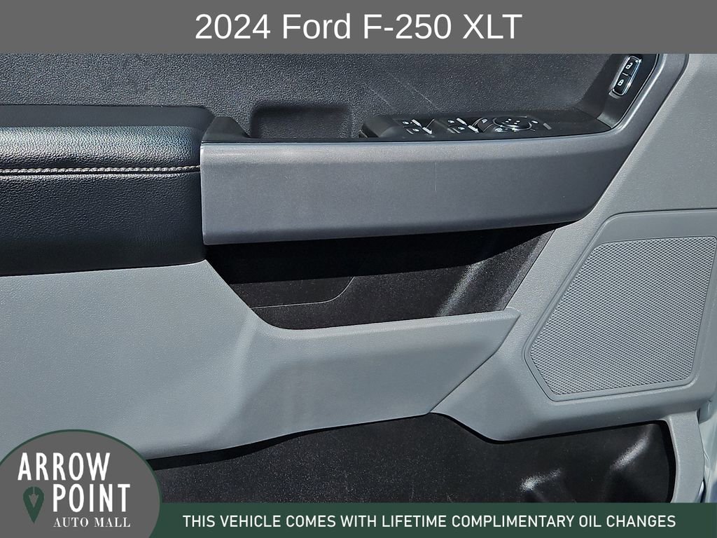 Used 2024 Ford F250 XLT image 21