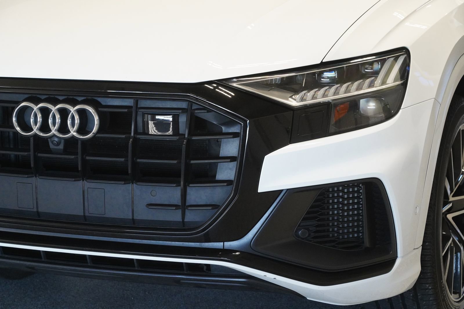 Used 2021 Audi Q8 Premium Plus image 6