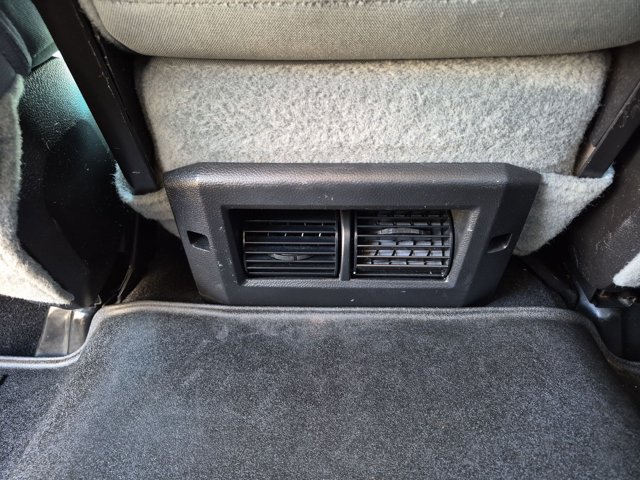 Used 2020 RAM 1500 Classic SLT AWD/4WD image 16