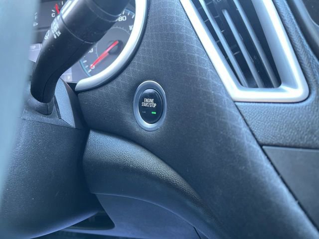 Used 2022 Chevrolet Malibu RS image 17