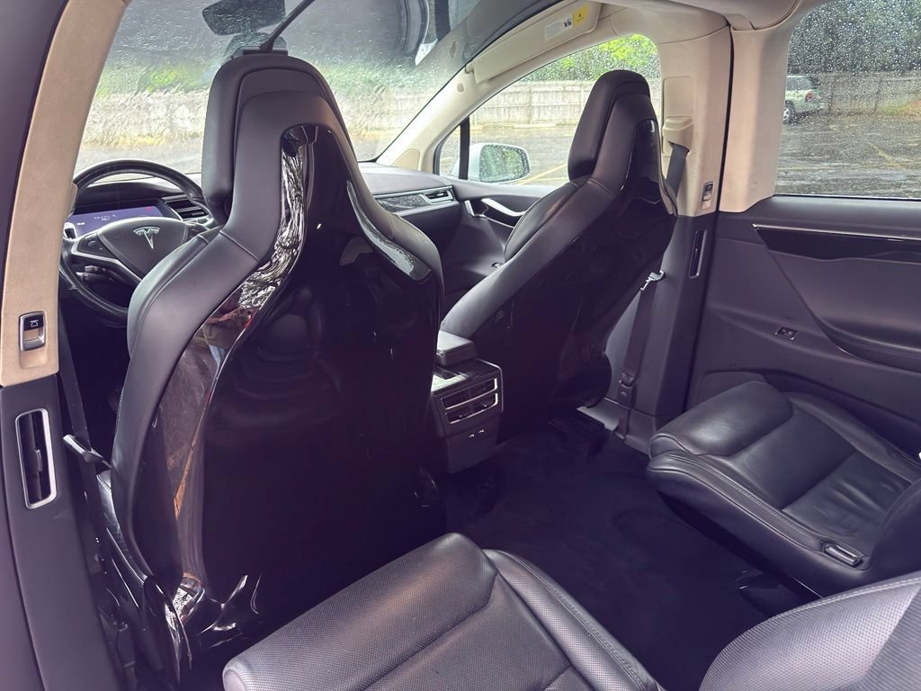 Used 2016 Tesla Model X 75D AWD/4WD image 26