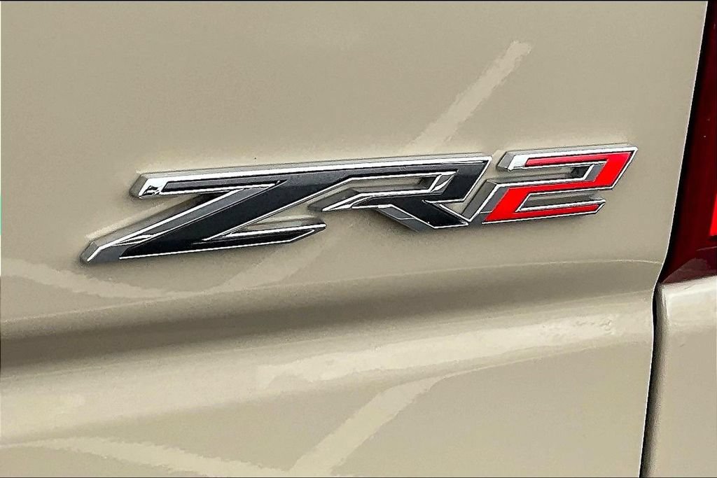Used 2023 Chevrolet Silverado 1500 ZR2 w/ Technology Package AWD/4WD image 25