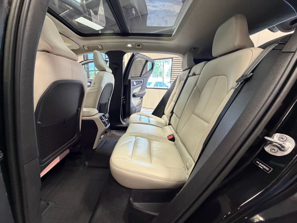 Used 2023 Volvo XC40 B5 Plus w/ Driver Assist Package AWD/4WD image 56