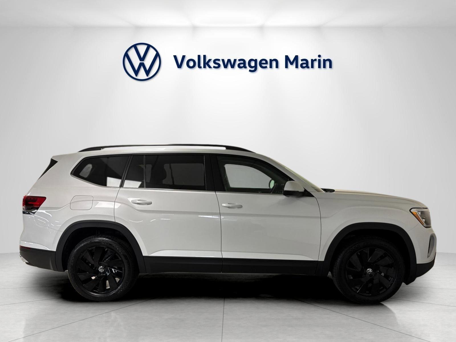 New 2026 Volkswagen Atlas SE image 6