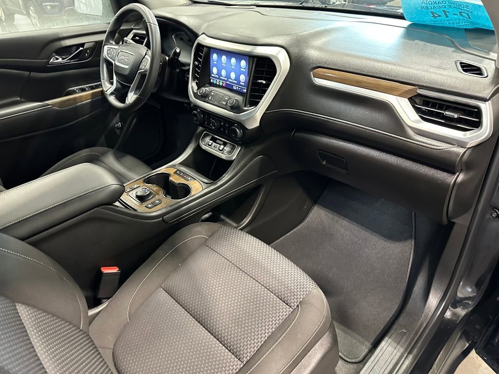 Used 2023 GMC Acadia SLE w/ Driver Convenience Package image 28