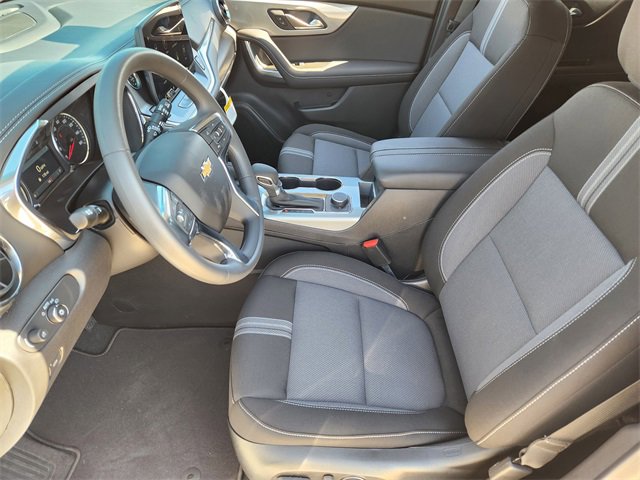 New 2025 Chevrolet Blazer LT w/ Convenience Package image 10