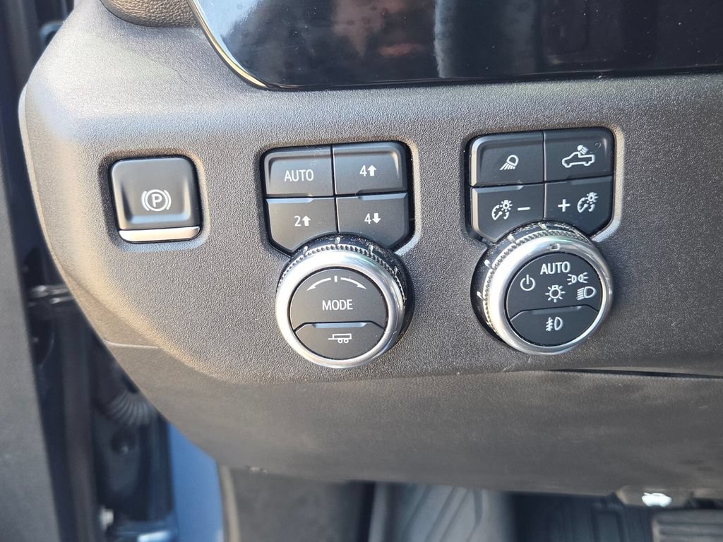 Used 2024 GMC Sierra 1500 SLT w/ SLT Premium Package AWD/4WD image 26