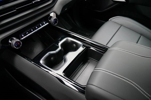 New 2025 Chevrolet Silverado EV LT image 30