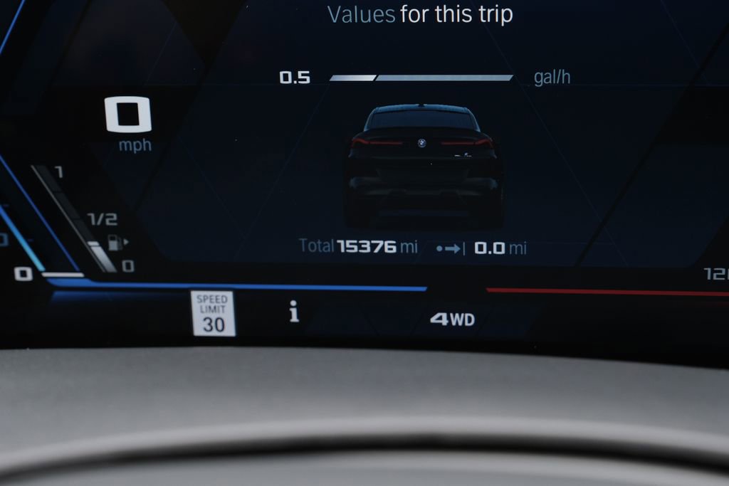 Used 2025 BMW X6 M Competition w/ Executive Package image 17