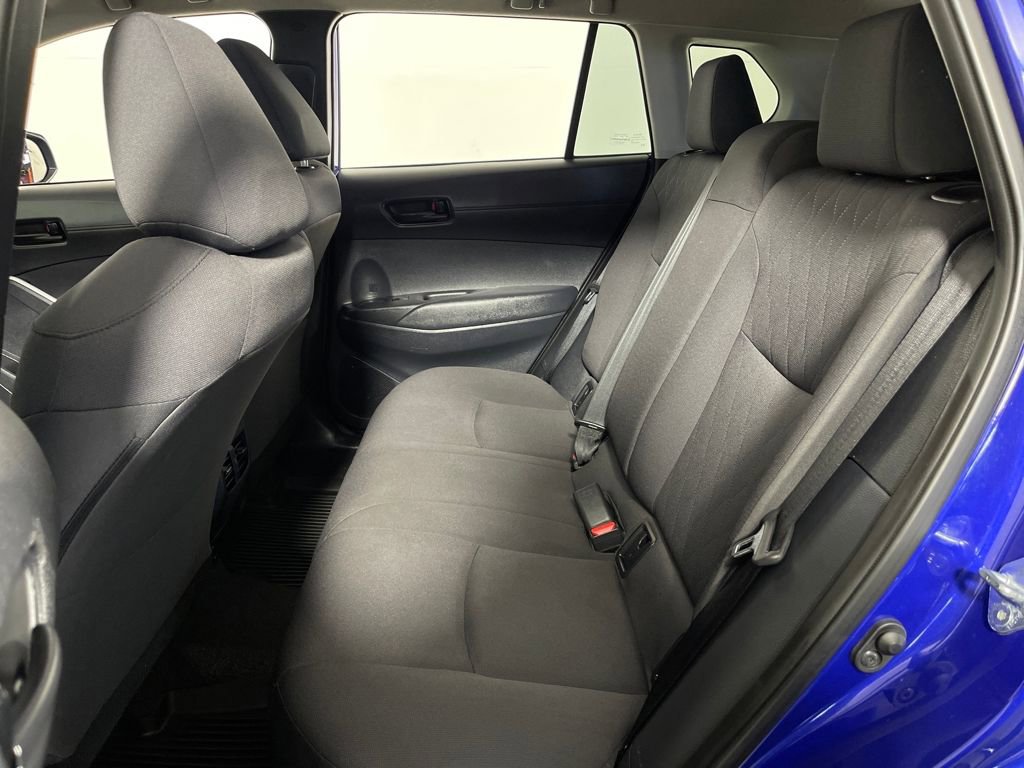 Used 2025 Toyota Corolla Cross LE image 13