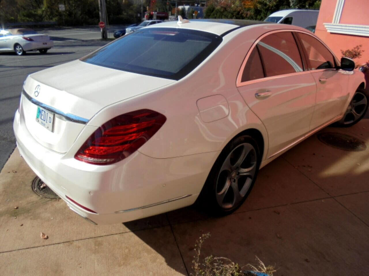 Used 2015 Mercedes-Benz S 550 Sedan image 23
