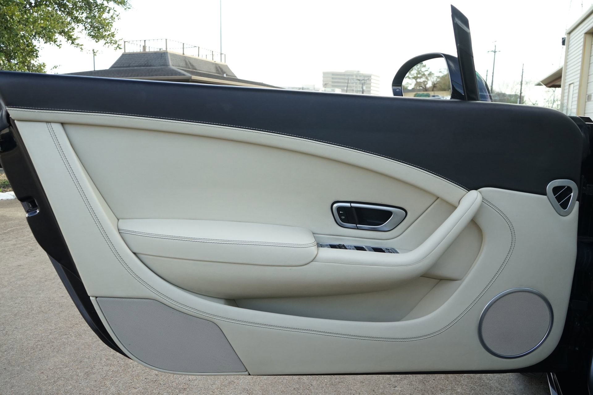 Used 2015 Bentley Continental GT V8 S image 13