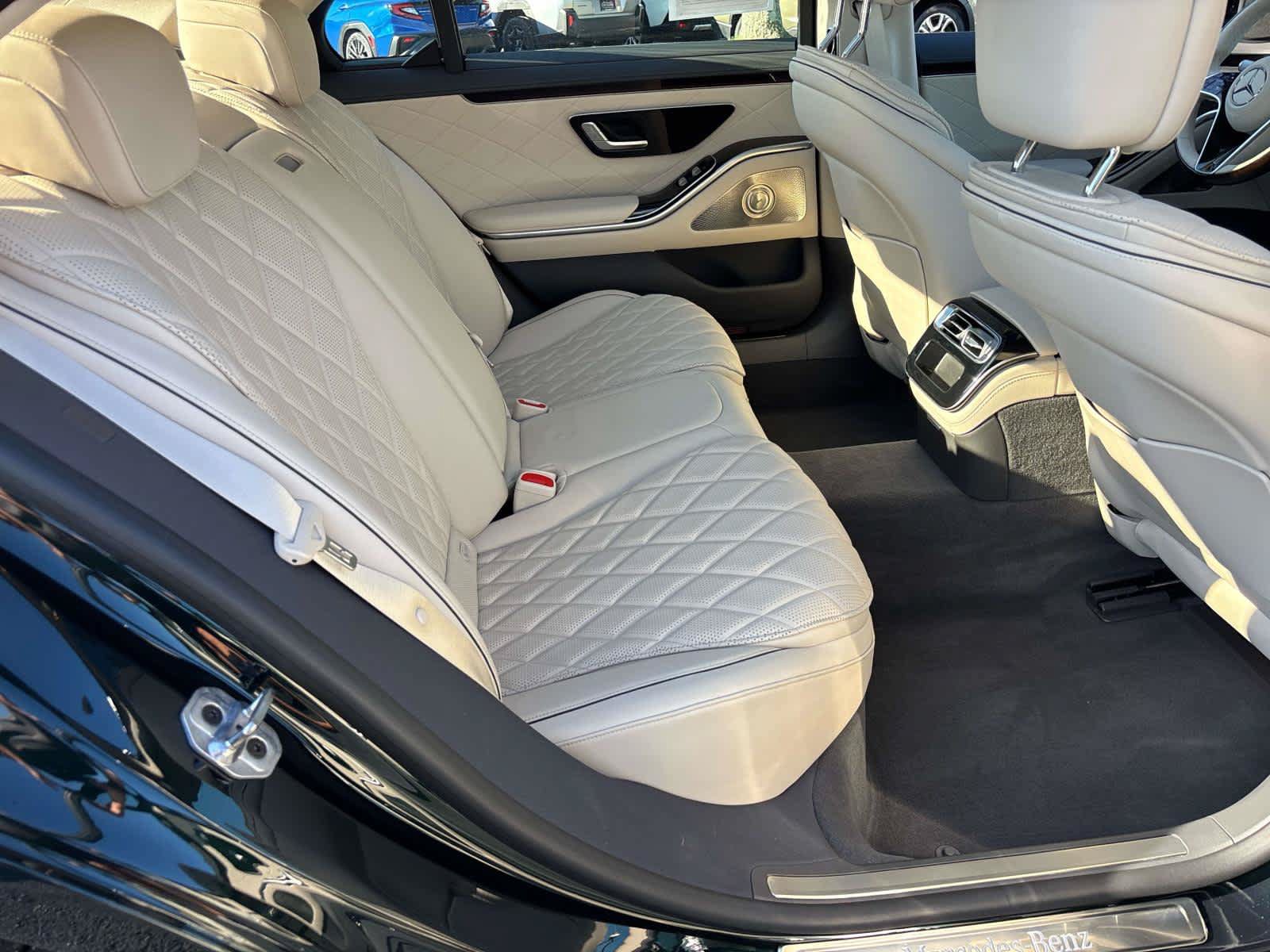 Used 2025 Mercedes-Benz S 580 4MATIC Sedan image 15
