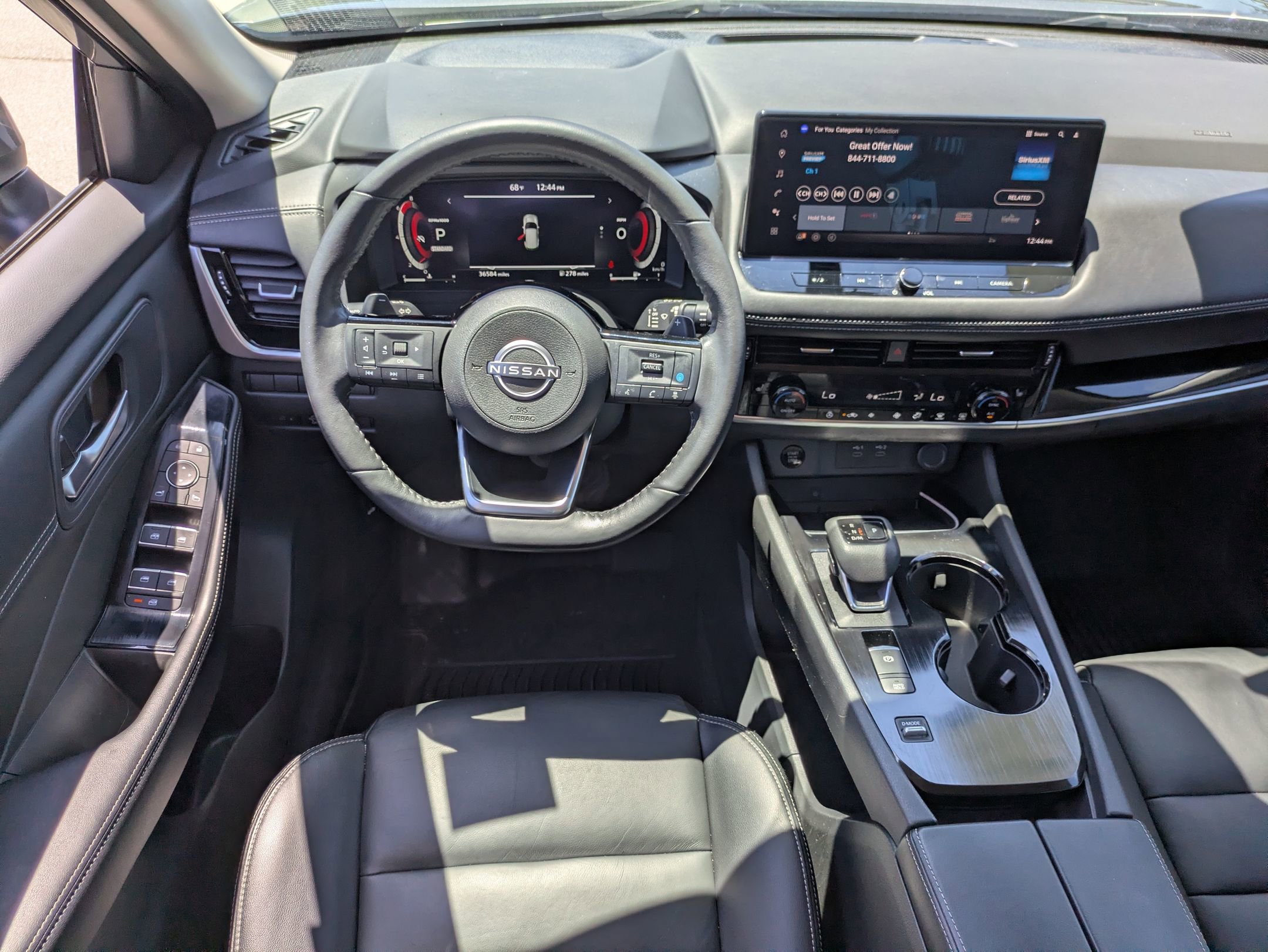 Used 2024 Nissan Rogue SL FWD image 32