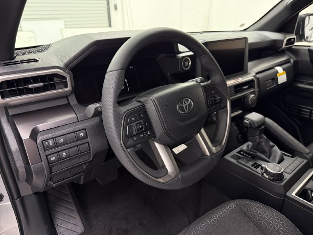New 2026 Toyota 4Runner SR5 AWD/4WD image 8
