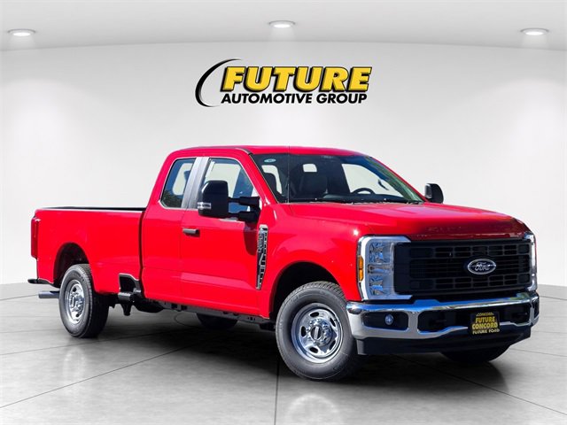 New 2026 Ford F250 XL w/ XL Chrome Package
