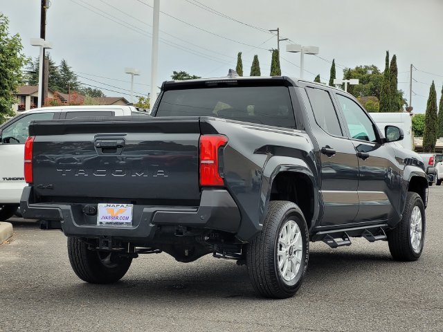 Certified 2024 Toyota Tacoma SR w/ SR Upgrade Package AWD/4WD image 6