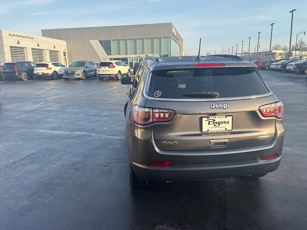 Used 2024 Jeep Compass Latitude w/ Convenience Group image 5