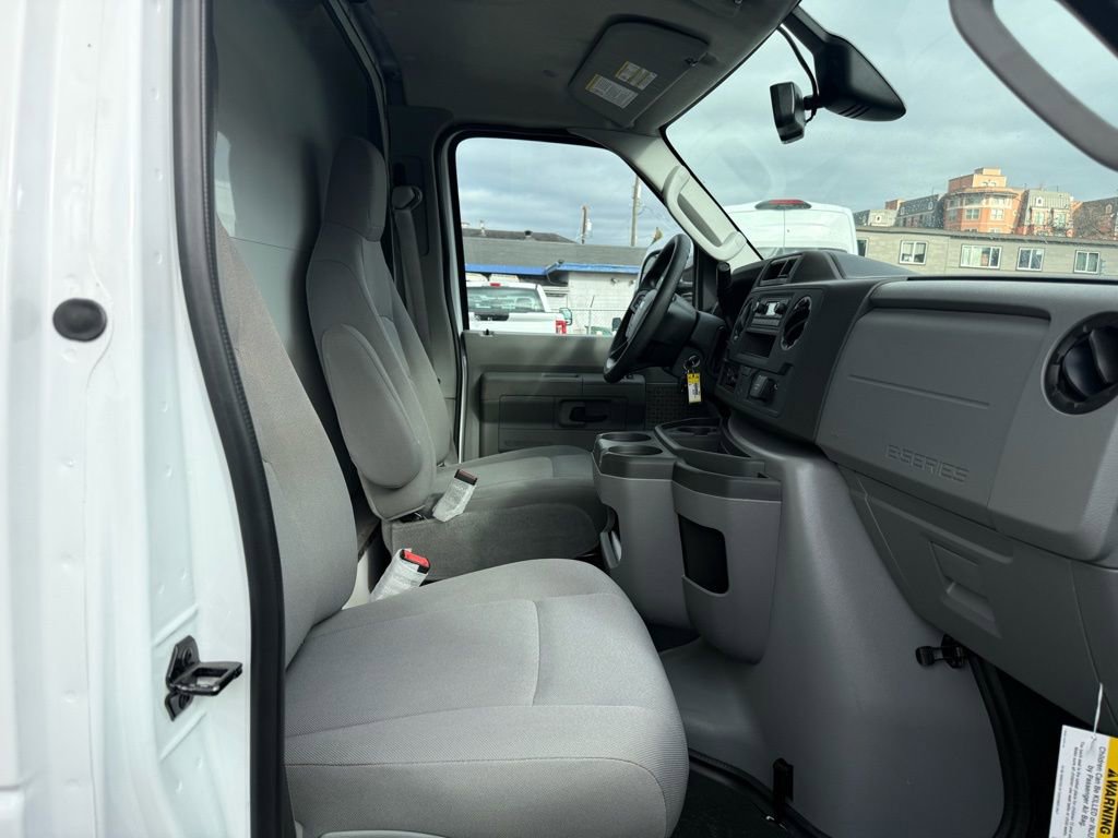 New 2026 Ford E-450 and Econoline 450 Super Duty w/ Power Equipment Group RWD image 20